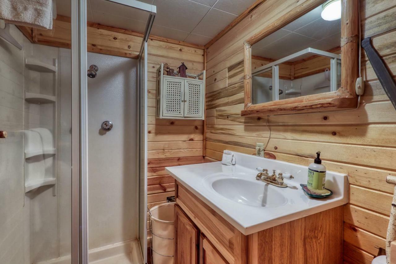 The Creekside Cabin Cascade Exterior foto